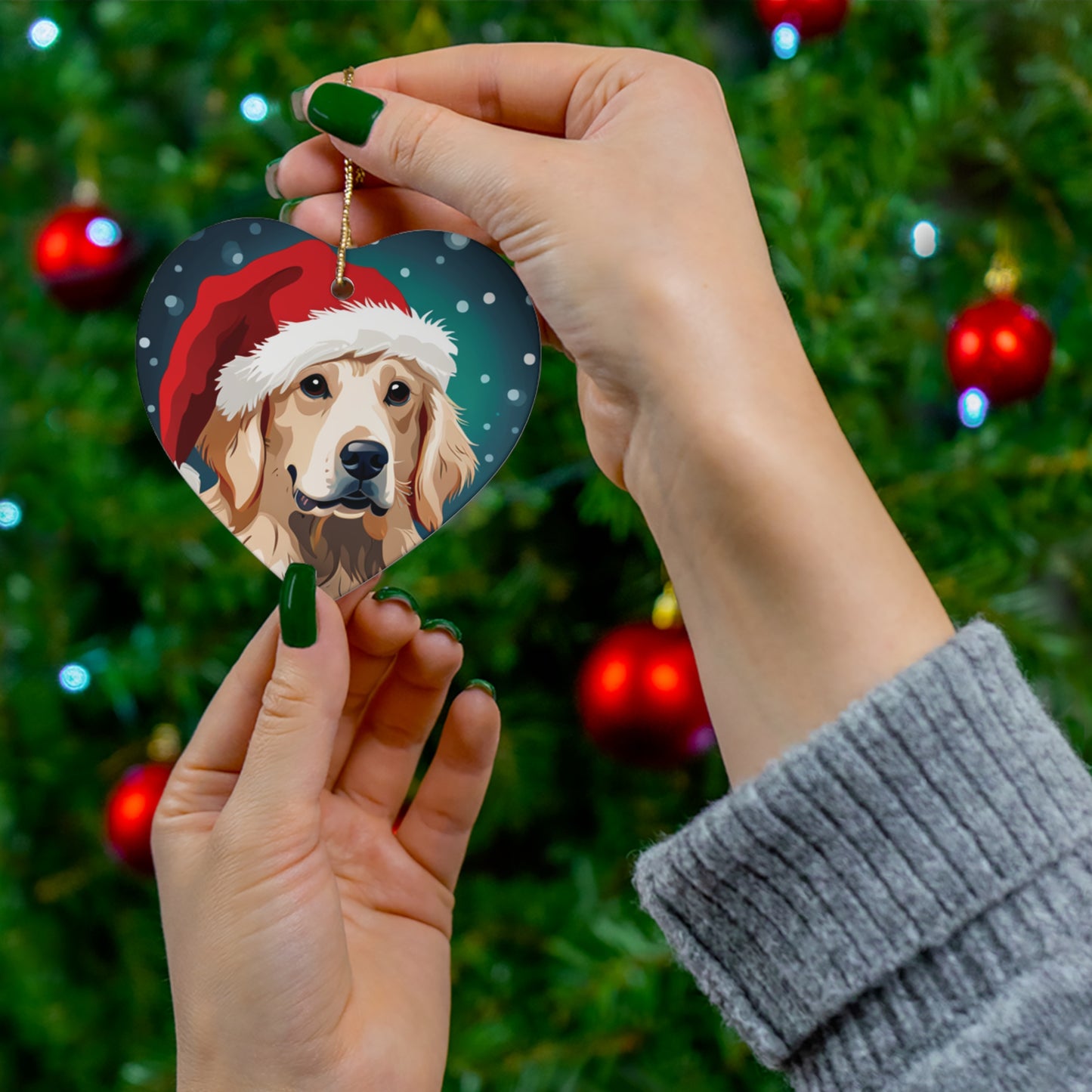 Furry Friend Golden Retriever Christmas Tree Ornament - Celebrate the joy of Man's Best Friend - Charming Holiday Decor